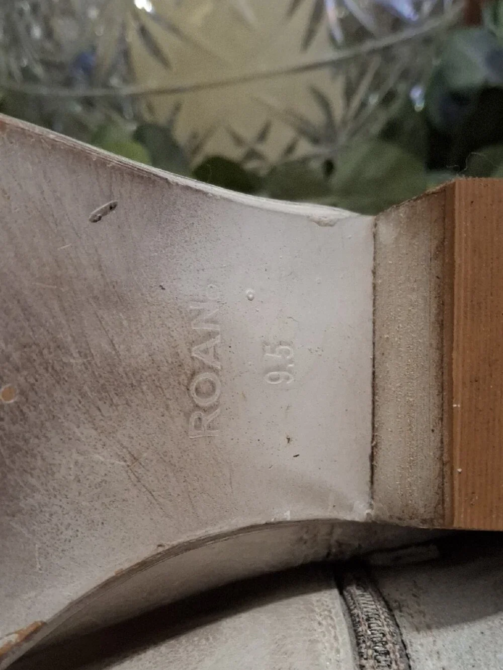 Women's Side-Zip Ankle Boots in Light Gray